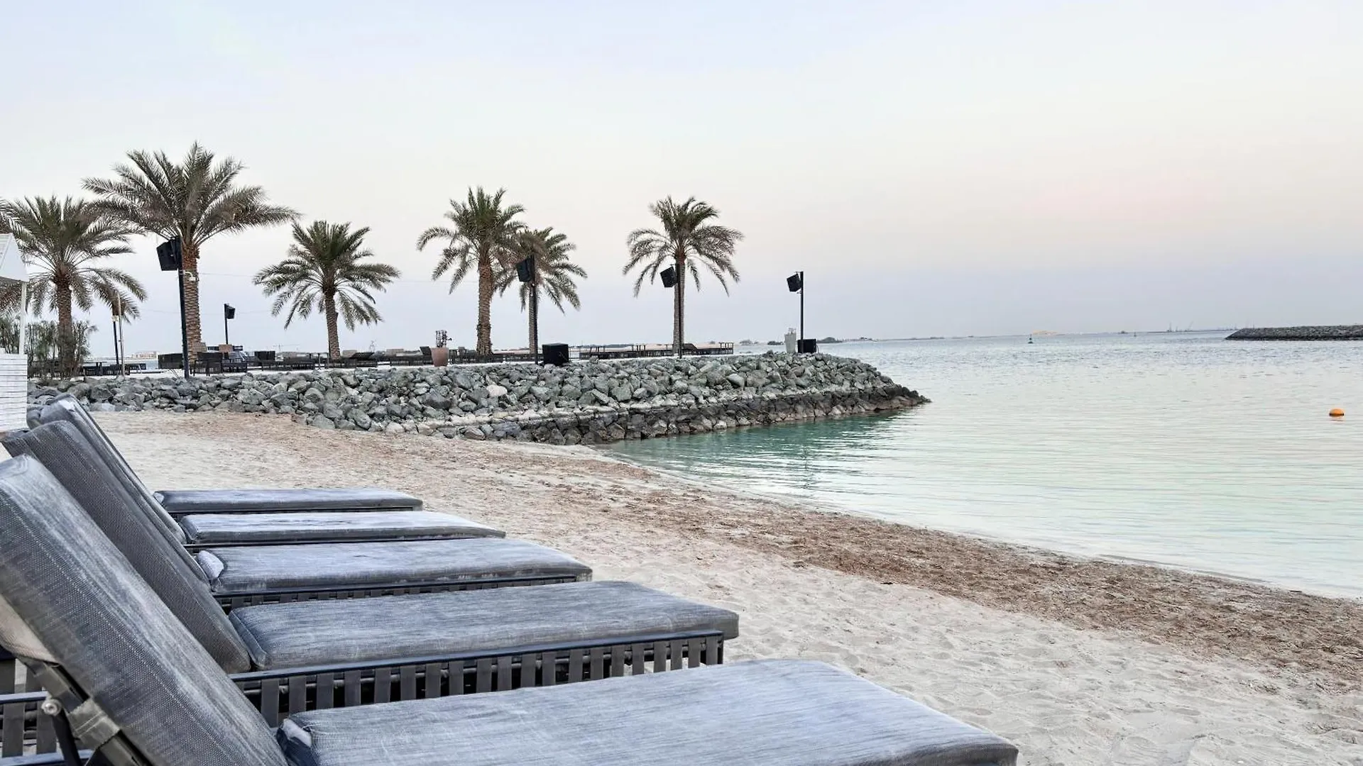 Pixel - Beachfront - Private Beach - 1Br - Paddle - Reem Abu Dhabi 0*,  United Arab Emirates