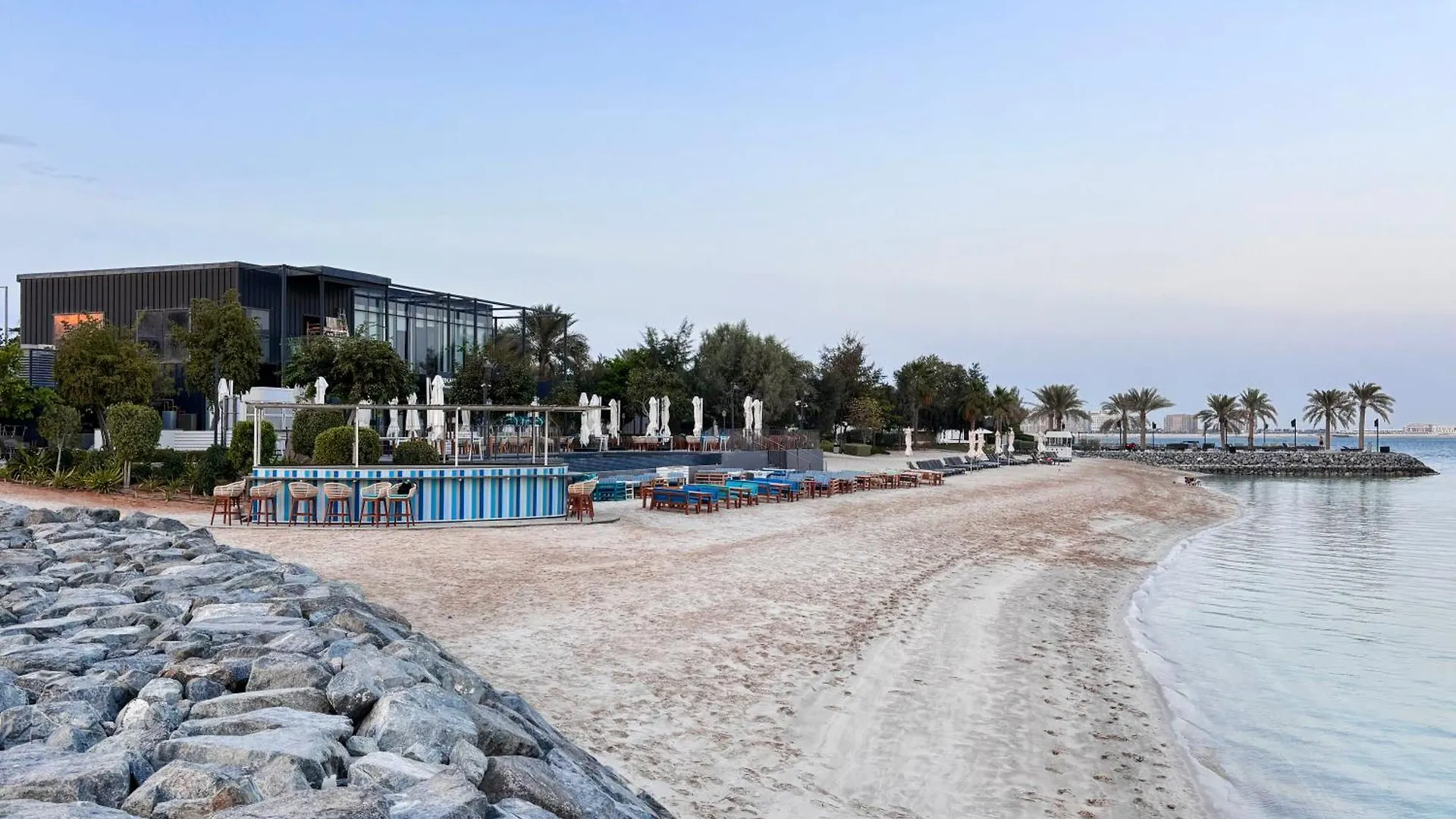 Pixel - Beachfront - Private Beach - 1Br - Paddle - Reem Abu Dhabi Apartment