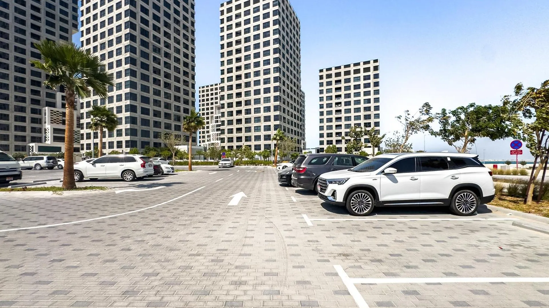Apartment Pixel - Beachfront - Private Beach - 1Br - Paddle - Reem Abu Dhabi United Arab Emirates