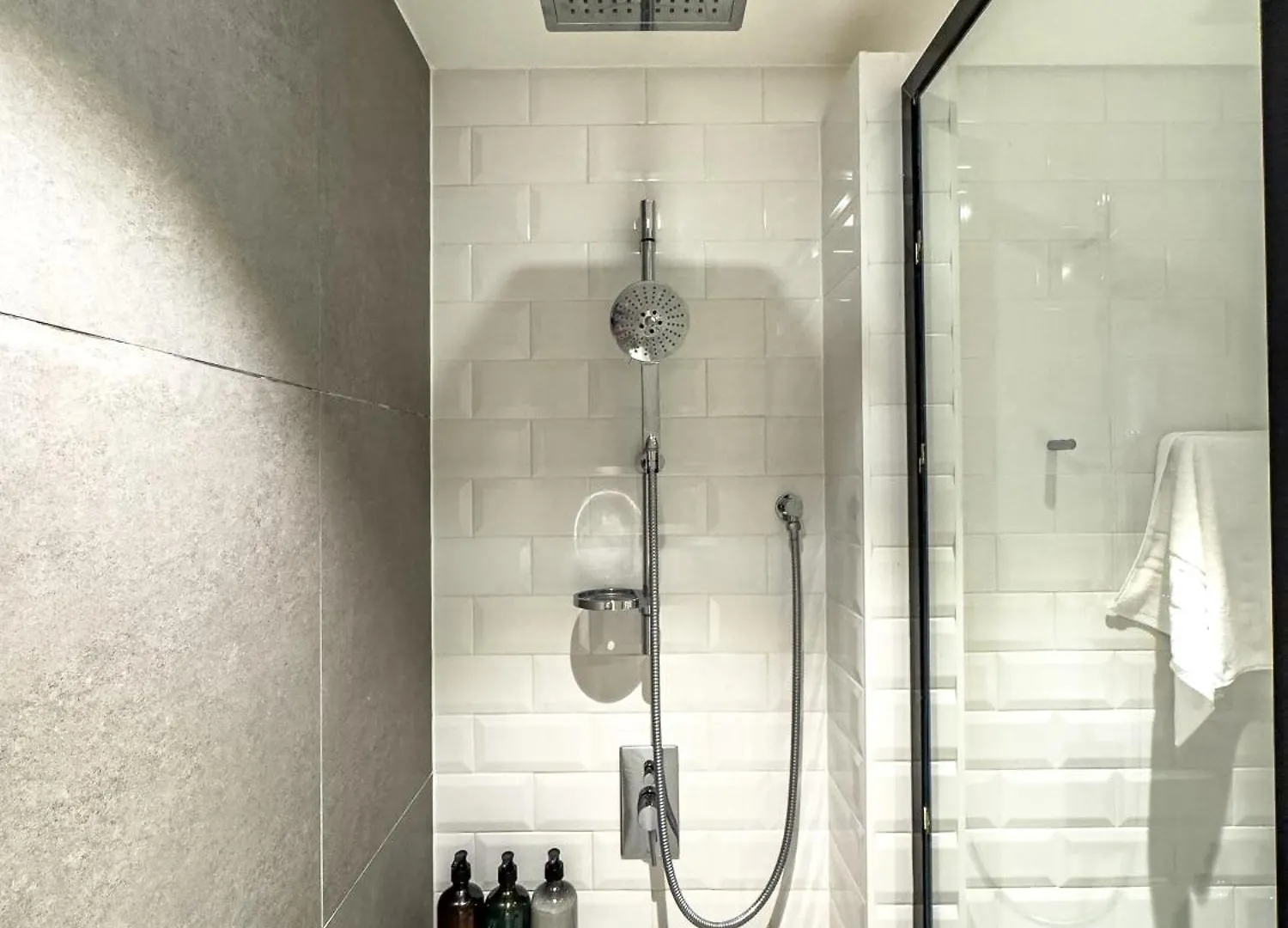 Apartment Pixel - Beachfront - Private Beach - 1Br - Paddle - Reem Abu Dhabi United Arab Emirates