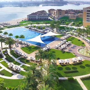 The Ritz-carlton Abu Dhabi, Grand Canal Station touristique
